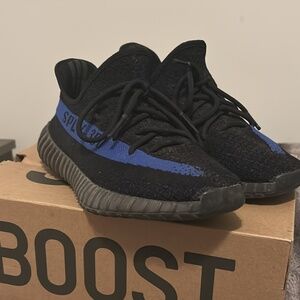 Men sneakers